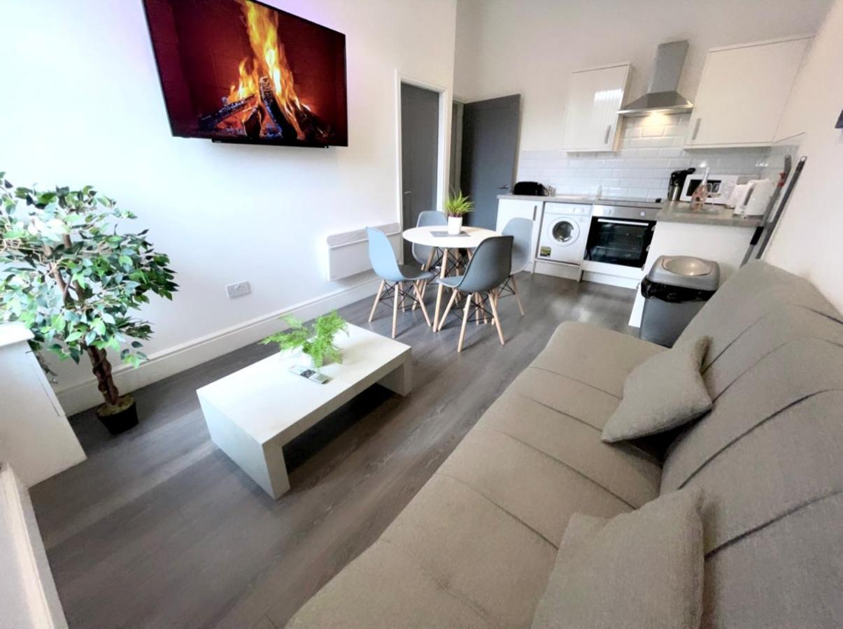 Albert Luxury Hottub & Jacuzzi Apartments Blackpool Exterior foto