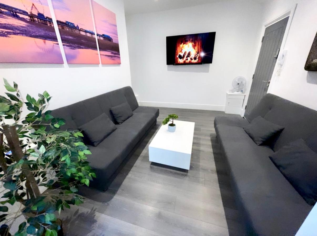 Albert Luxury Hottub & Jacuzzi Apartments Blackpool Exterior foto
