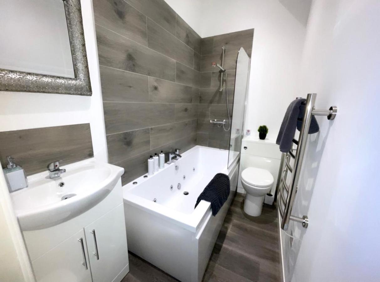 Albert Luxury Hottub & Jacuzzi Apartments Blackpool Exterior foto