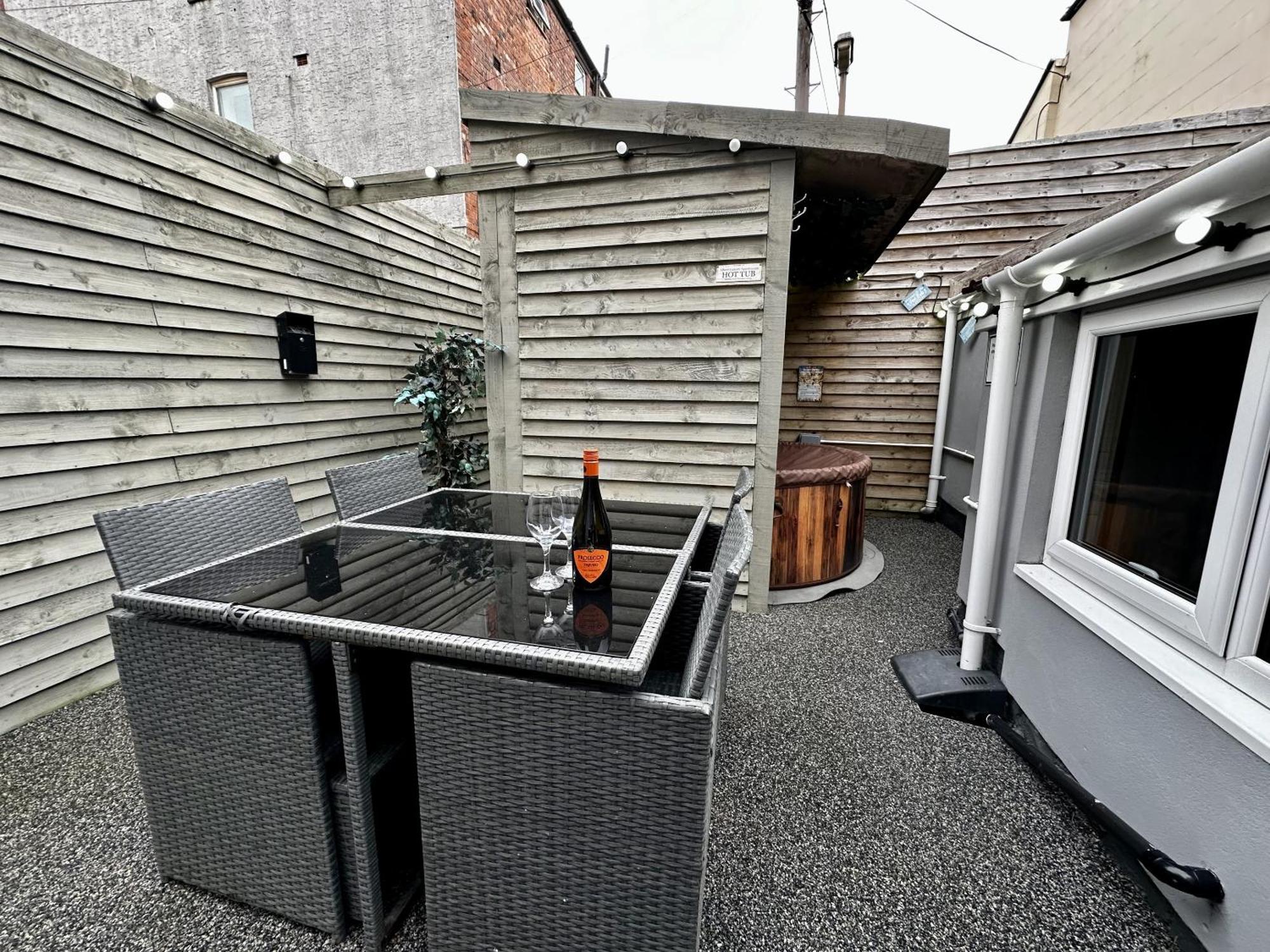 Albert Luxury Hottub & Jacuzzi Apartments Blackpool Quarto foto